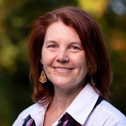 Photo of Joanne Helouvry